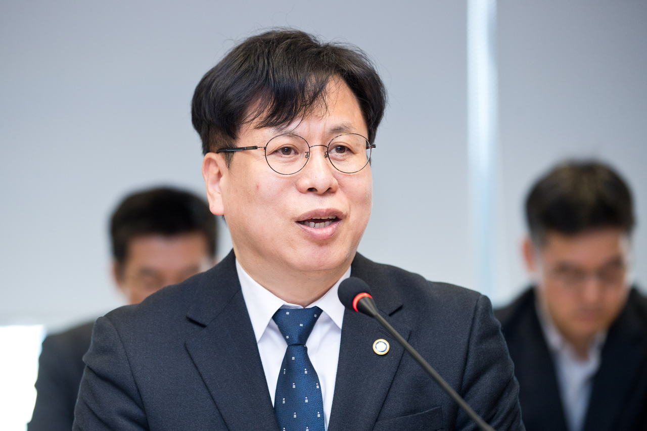 Park In-kyu, vice minister for science, technology and innovation at the Ministry of Science and ICT, speaks during a press briefing in Seoul on Thursday. (Ministry of Science and ICT)
