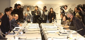 Korea revises doctor shortage estimate before quota decision