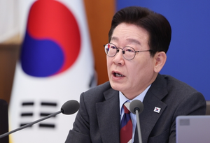 President Lee thanks Turkmenistan, Singapore for evacuating Koreans from Iran