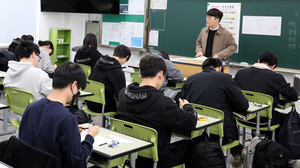 Nearly half of Korean high school students use AI weekly for studies: survey